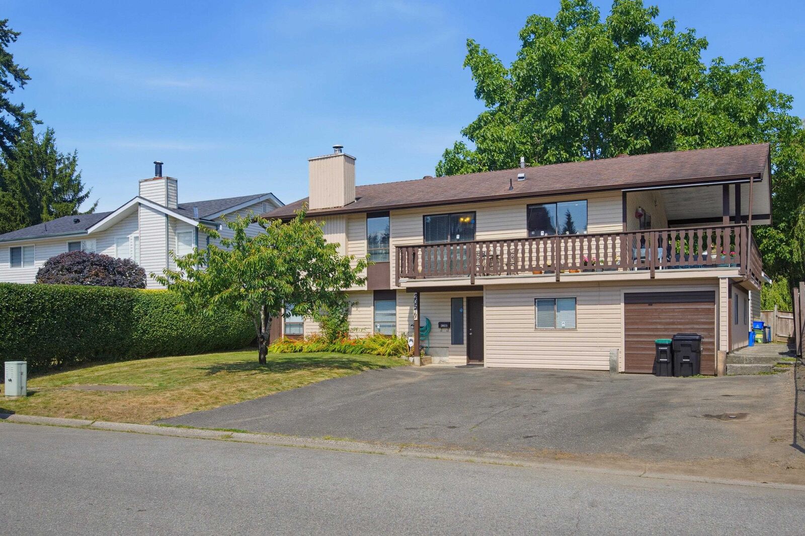 Property Photo: 20573 51A Avenue BC V3A 7A4