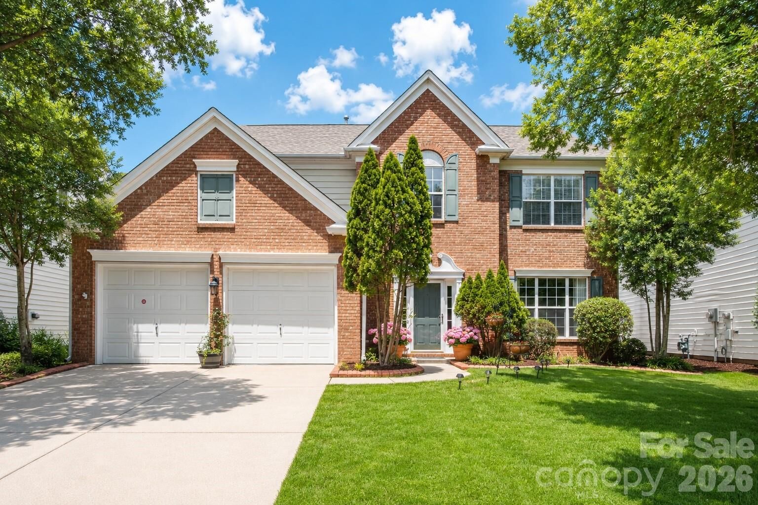 Property Photo: 14114 Eldon Drive NC 28277