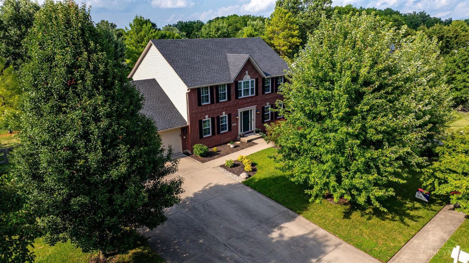 Property Photo:  5476 Bentwood Drive  OH 45040 