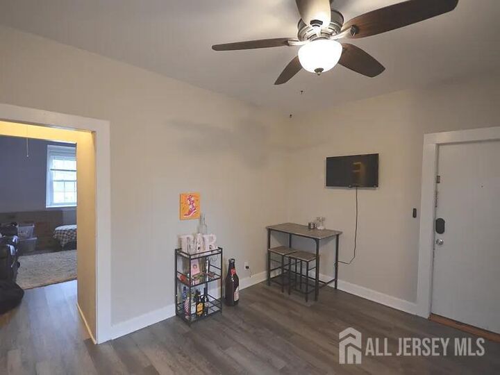 Property Photo: 405 N Washington Avenue 1 NJ 08812