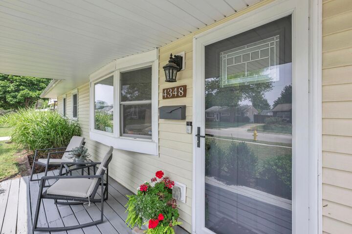 Property Photo: 4348 Maplegrove Drive OH 43123
