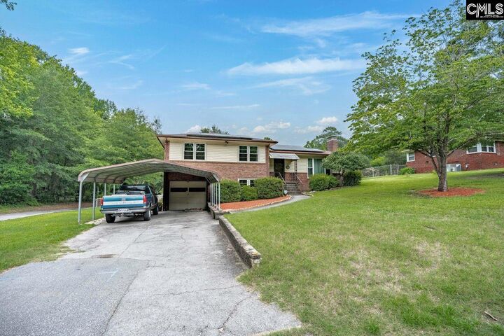 Property Photo:  820 Ontario  SC 29169 