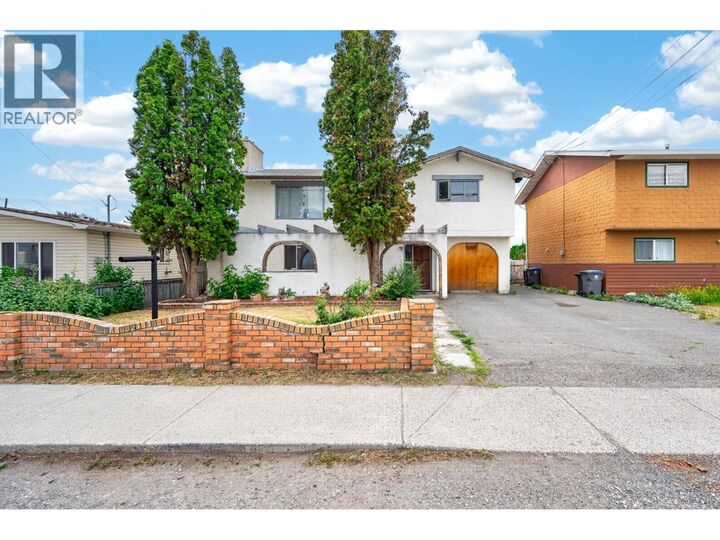 Property Photo: 2376 Quilchena Avenue BC V1K 1B8
