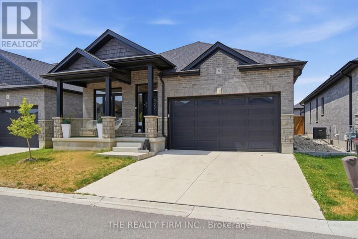 Property Photo: 383 Daventry Way 8 ON N0L 1R0