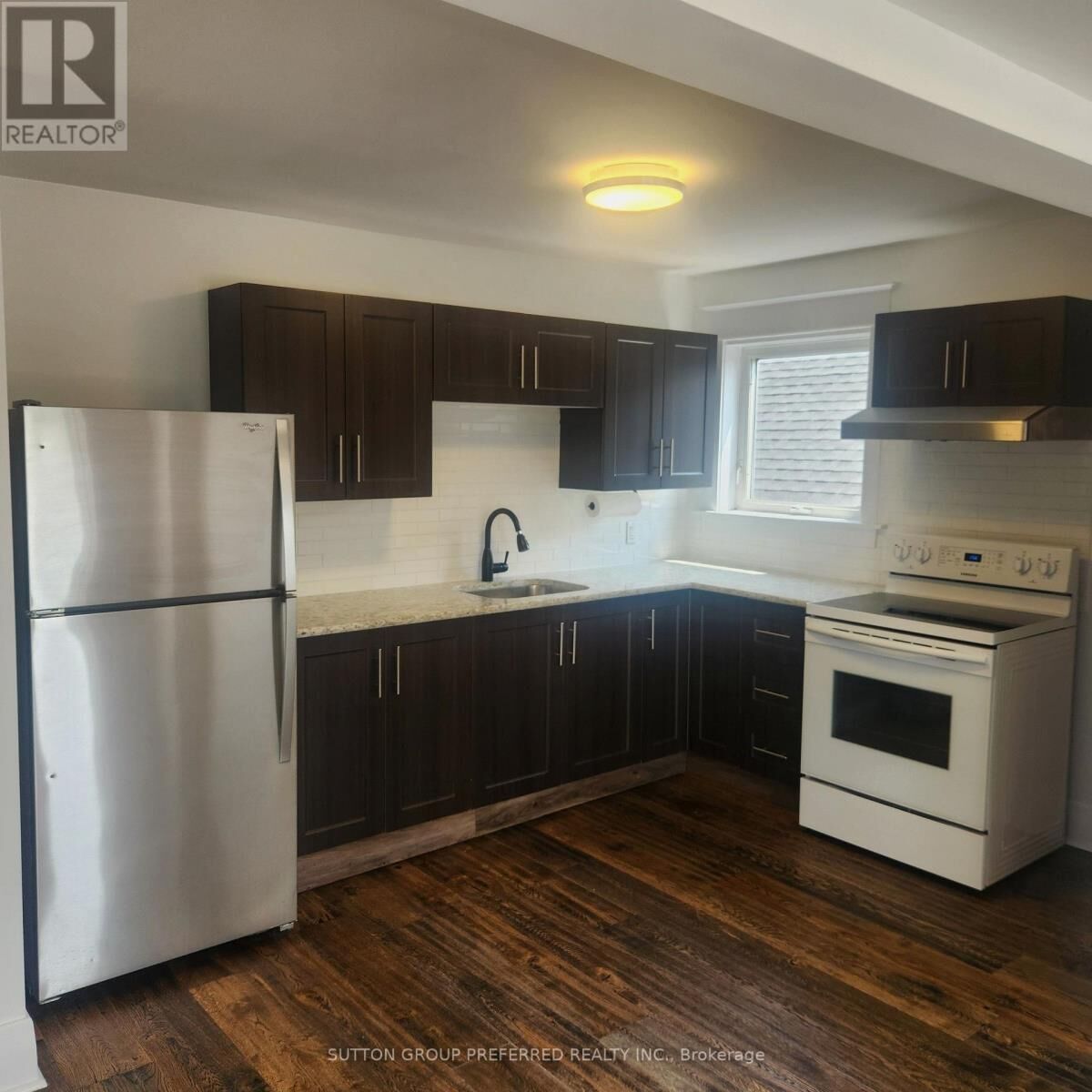 Property Photo:  312 Wharncliffe Road South Upper Unit  ON N6J 2L7 