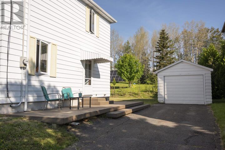 Property Photo: 500 Court St ON P7A 4X8