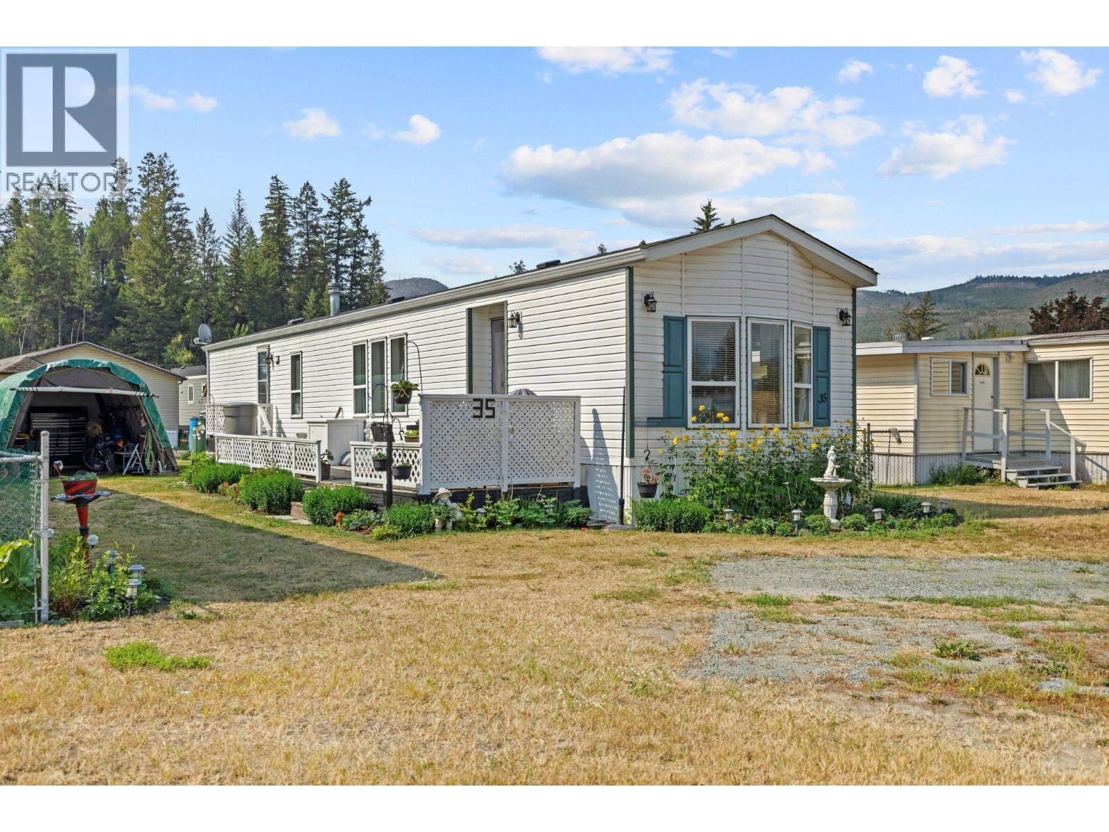 Property Photo: 4428 Barriere Town Road Road 35 BC V0E 1E0