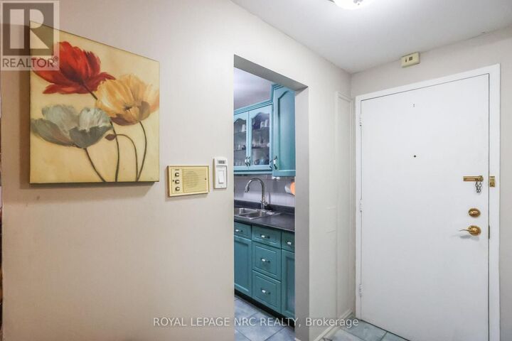 Property Photo:  264 Grantham Avenue North 208  ON L2P 3H1 