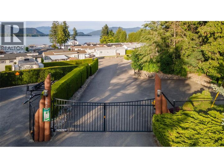 Property Photo:  667 Waverly Park Frontage Road  BC V0E 2W1 
