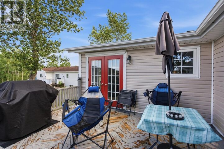 Property Photo: 11 Pine Crescent NL A0G 1E0