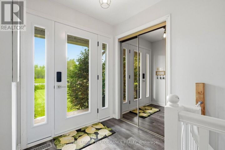 Property Photo: 3230 Pattee Road East ON K6A 2R2