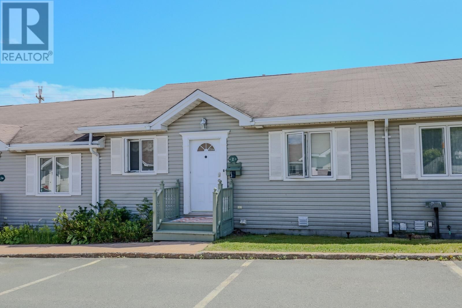 Property Photo:  2 Sarasota Court  NL A1E 5Z7 