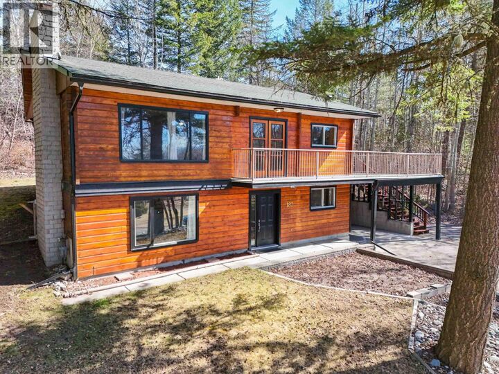 182 Coach Road — photo 1