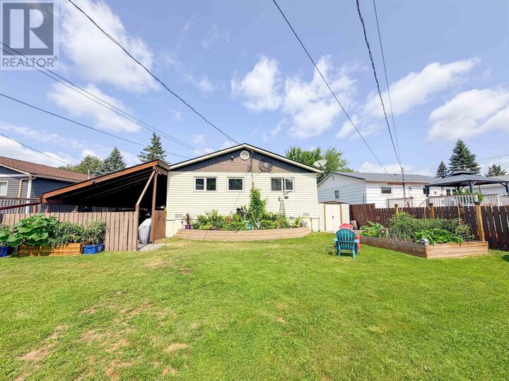 Property Photo: 917 Valley Drive ON P9N 4A9