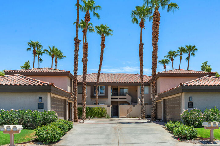 Property Photo:  55458 Laurel Valley  CA 92253 