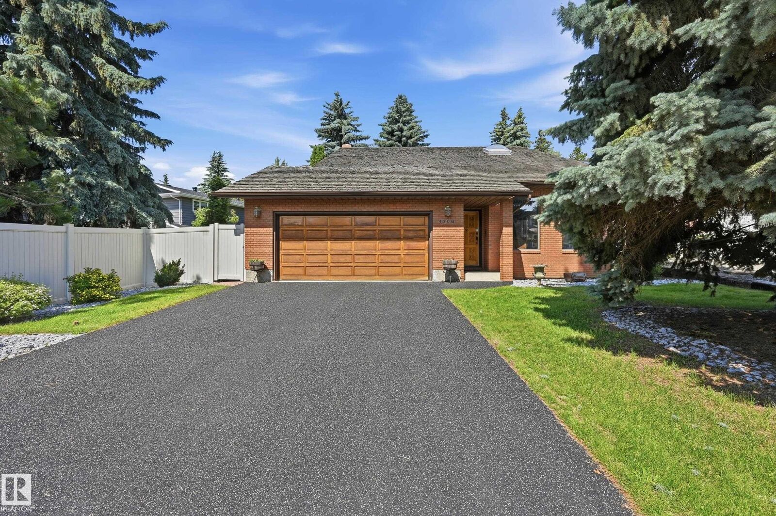 Property Photo:  4108 Ramsay Road NW  AB T6H 5R2 
