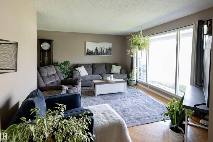 Property Photo:  4718 59 Street  AB T9M 1T8 