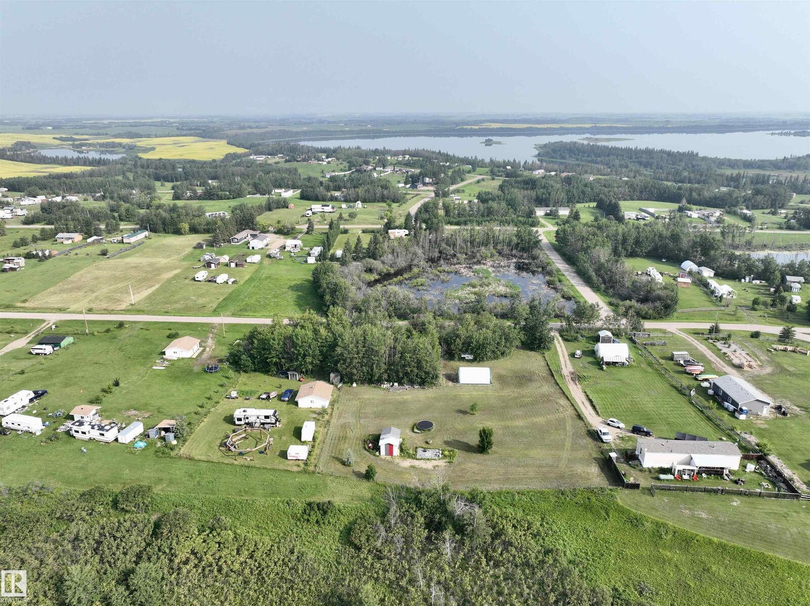 Property Photo:  320 & 321 57201 Rng Rd 102  AB T0A 2G0 