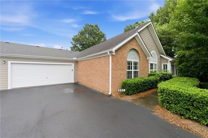 Property Photo: 2235 Orchard Place GA 30076