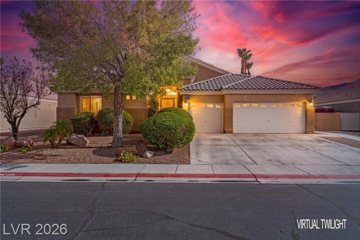 Property Photo: 5612 Summer Splash Court NV 89131