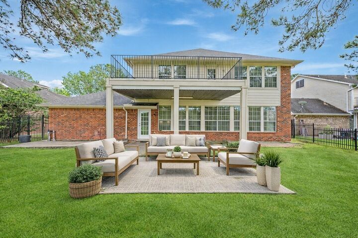 Property Photo: 16730 Sonoma Del Norte Drive TX 77095