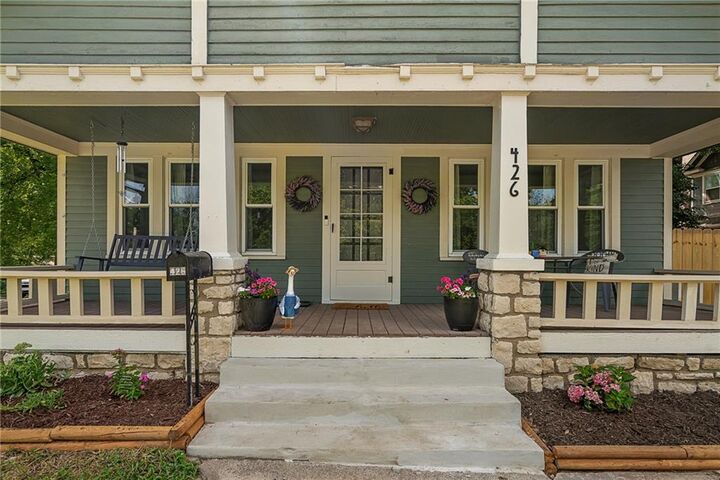 Property Photo: 426 N Nettleton Avenue KS 66012