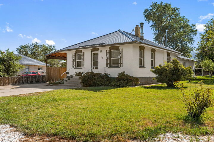 Property Photo:  360 N 400 W  UT 84721 