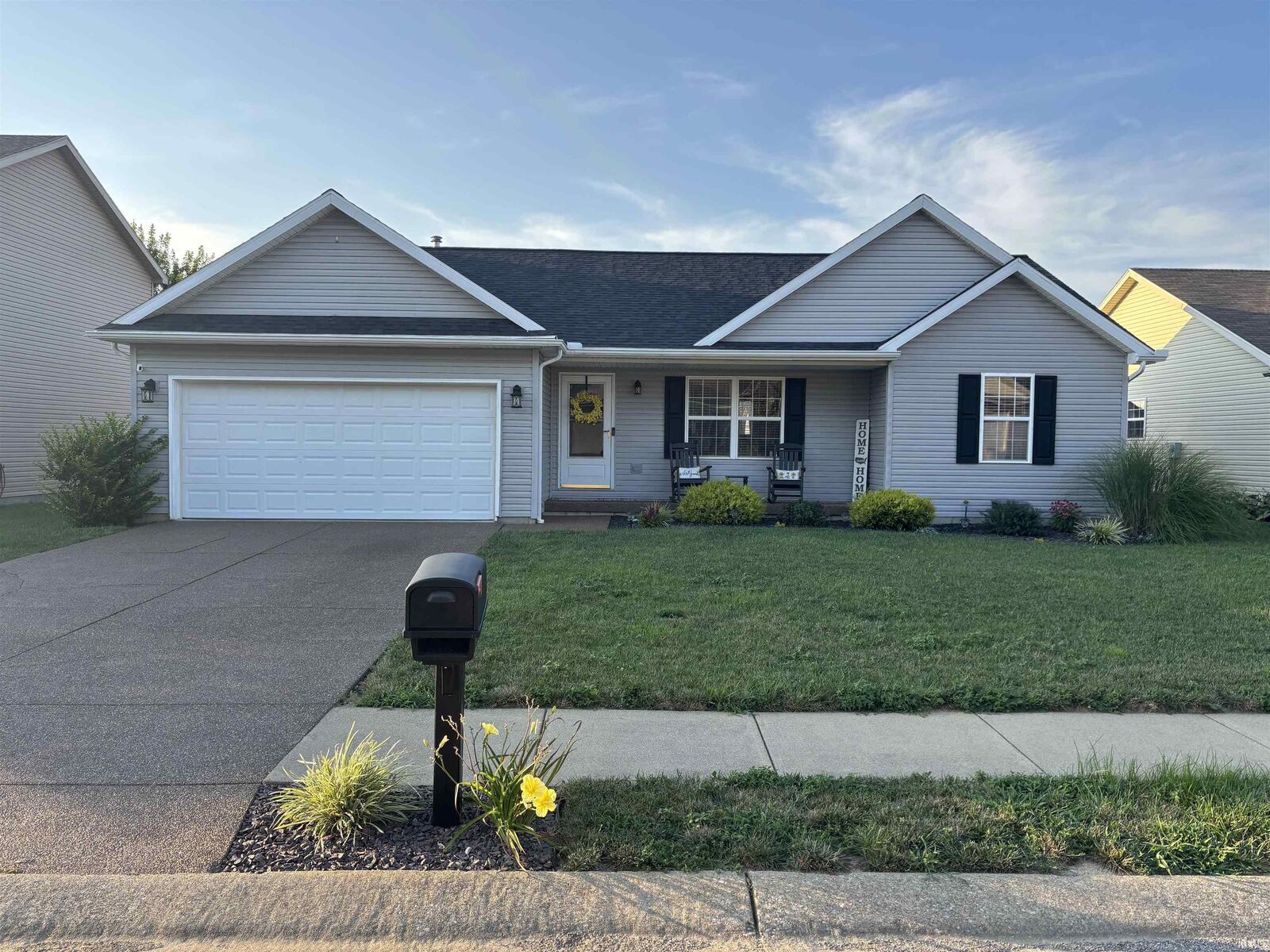Property Photo:  10614 Tecumseh Drive  IN 47630-8705 