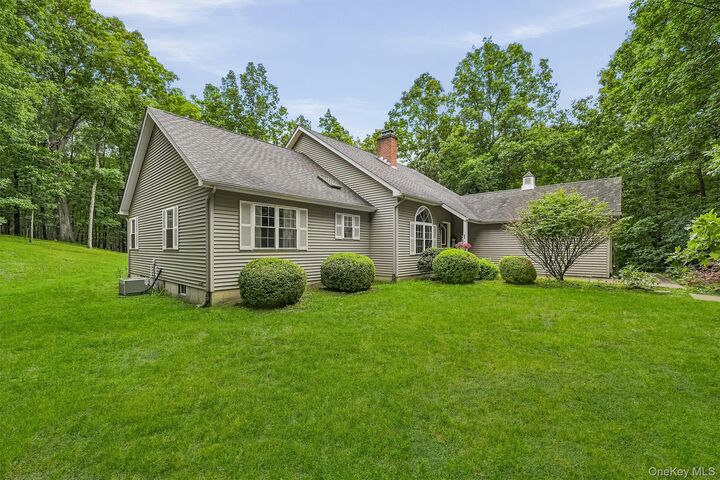 Property Photo:  98 Wood Road  NY 10998 