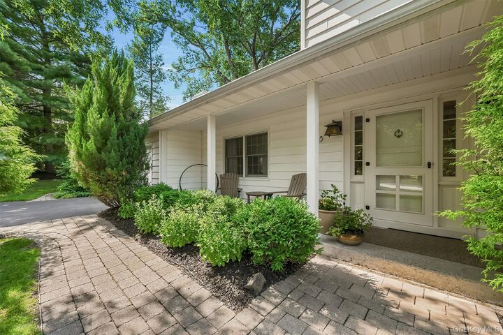 Property Photo:  25 Meadow Avenue  NY 12520 