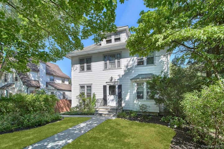 Property Photo:  9 Linda Avenue  NY 10605 
