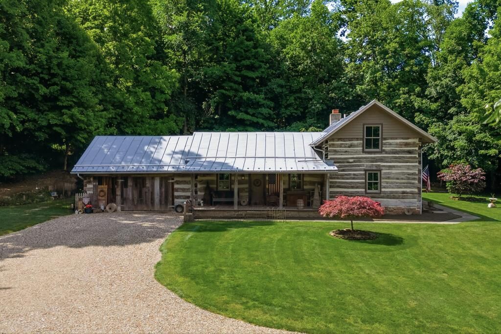 Property Photo:  609 McBride Rd  OH 44905 