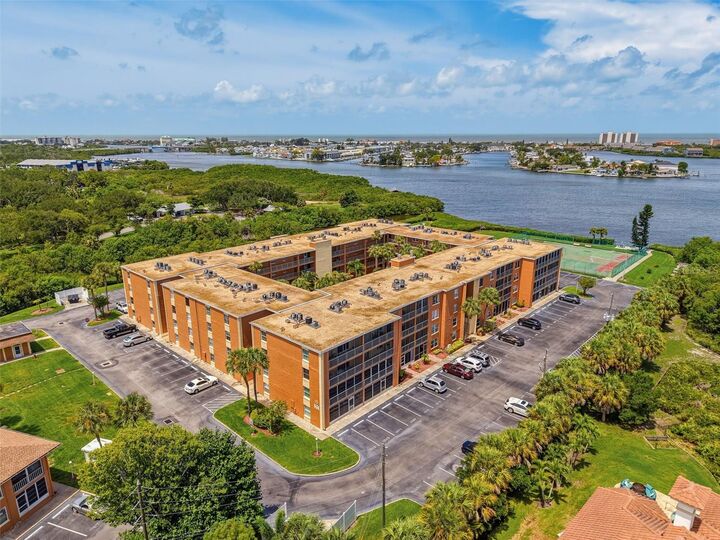 Property Photo: 12760 Indian Rocks Road 1004 FL 33774
