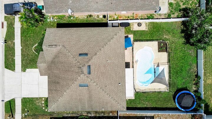 Property Photo: 1250 Loretto Circle FL 33556