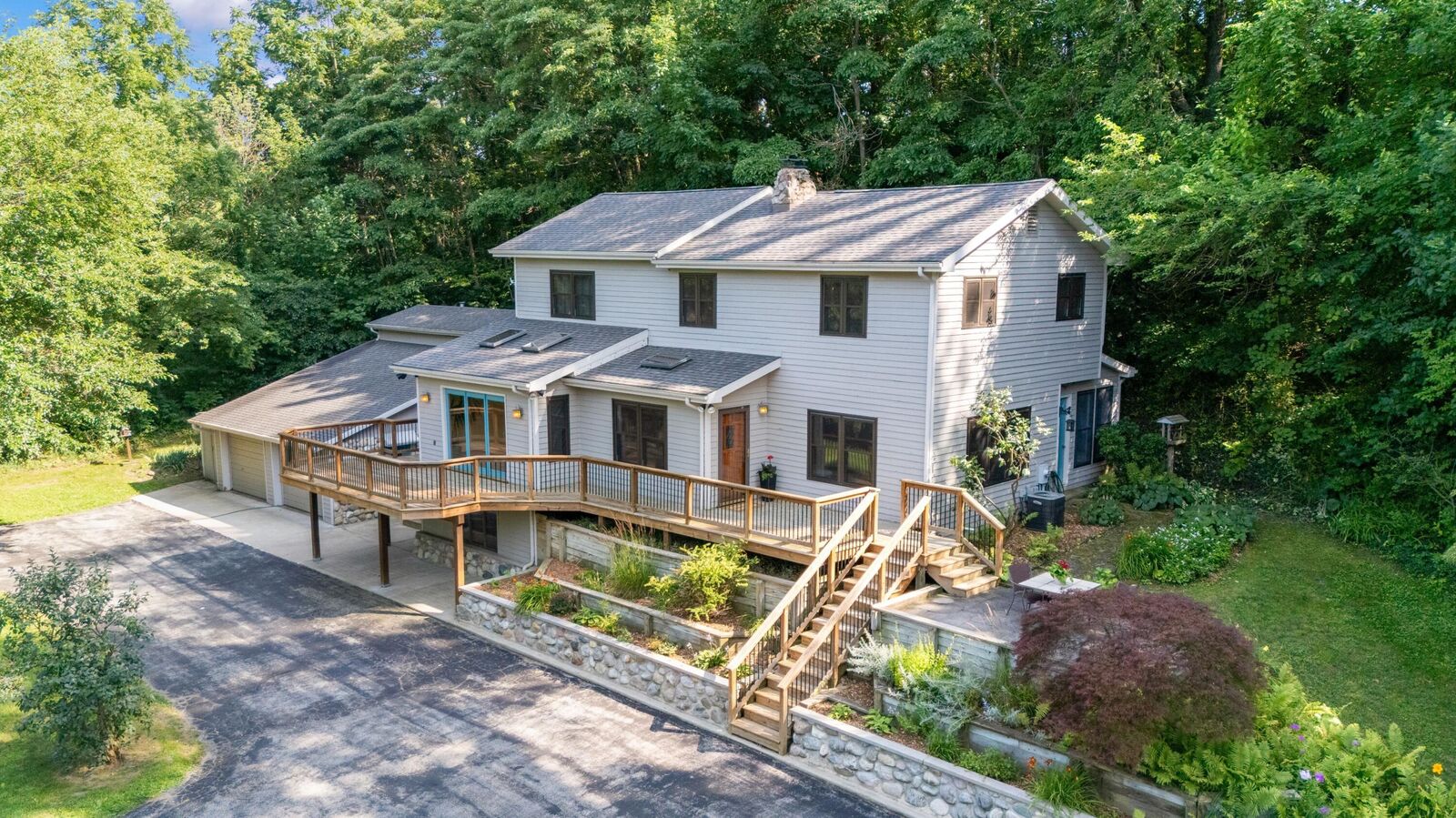 Property Photo:  500 Tuttle Road  MI 49101 