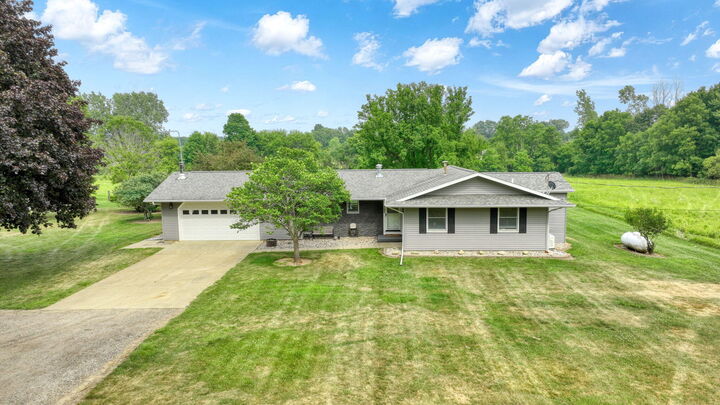 Property Photo: 755 S Smith Road MI 48827