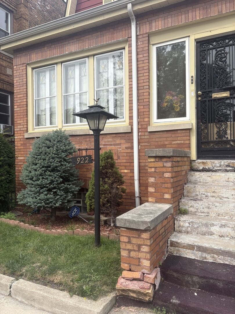 Property Photo: 7922 S Morgan Street IL 60620