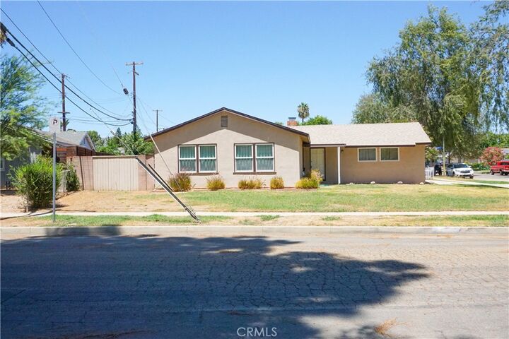 Property Photo: 23003 Runnymede Street CA 91307
