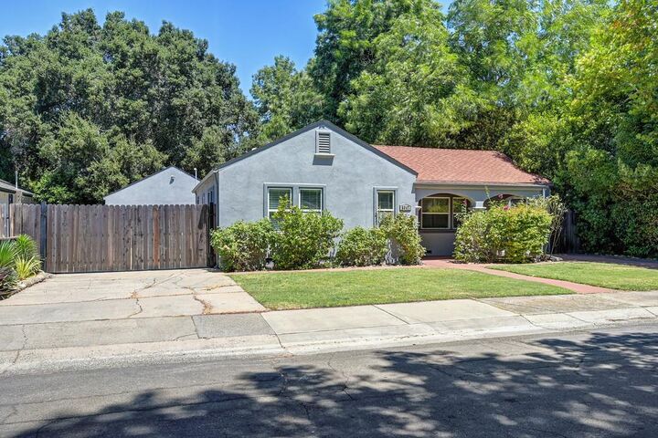 Property Photo: 5347 13th Avenue CA 95820
