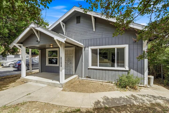 Property Photo:  3401 12th Avenue  CA 95817 