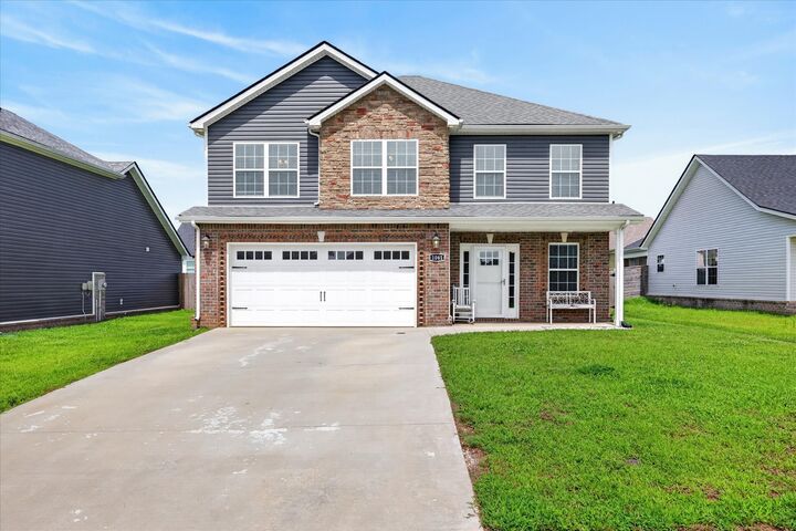 Property Photo: 1061 Whitney Dr TN 37042