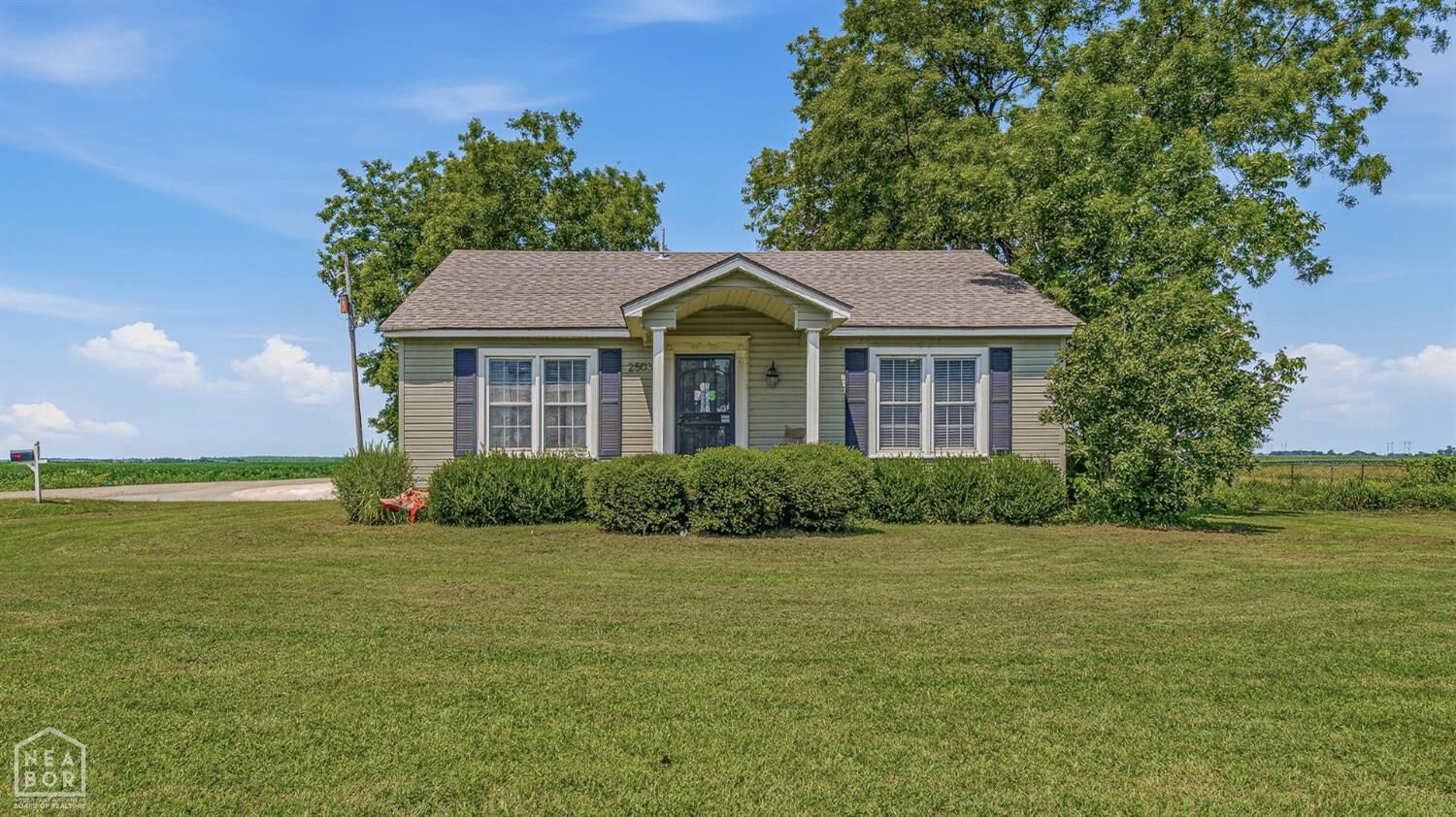 Property Photo:  2503 N US Highway 61  AR 72315 
