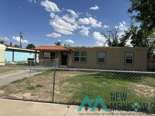 Property Photo:  1805 W Tansill Street  NM 88220 