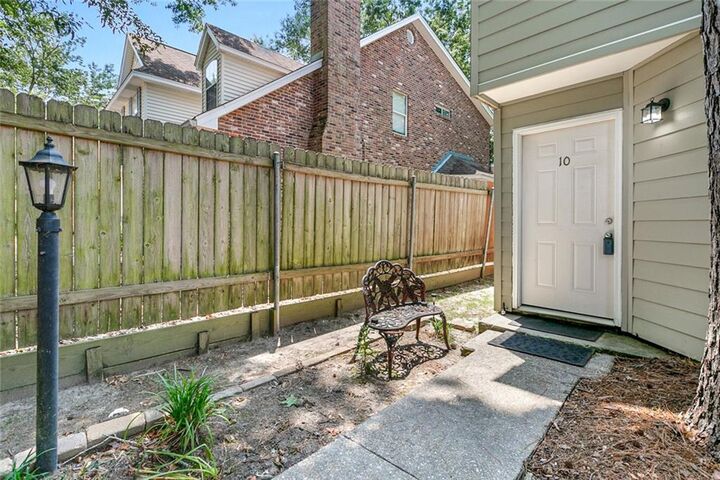 Property Photo: 740 Heavens Drive 10 LA 70471