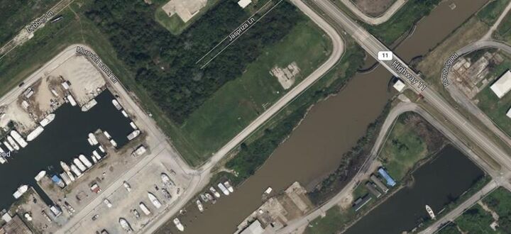 Property Photo: Rose Marie Drive LA 70041