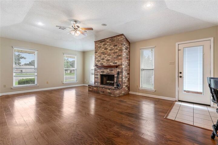 Property Photo:  4740 W Esplanade Avenue  LA 70006 