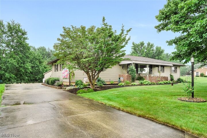 Property Photo:  39841 State Route 517  OH 44432 