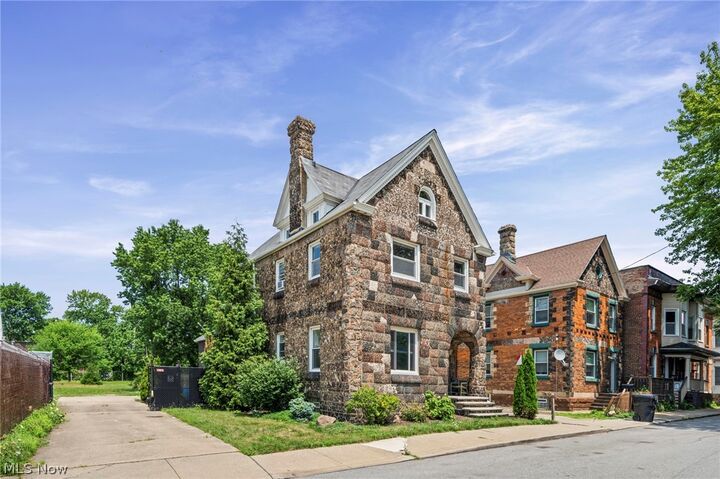 Property Photo: 5822 Ellen Avenue OH 44102