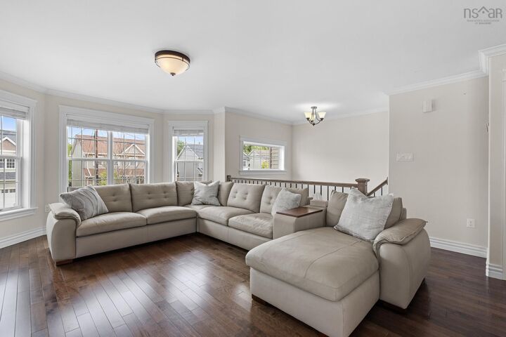 Property Photo:  77 Hanwell Drive  NS B4E 0H6 