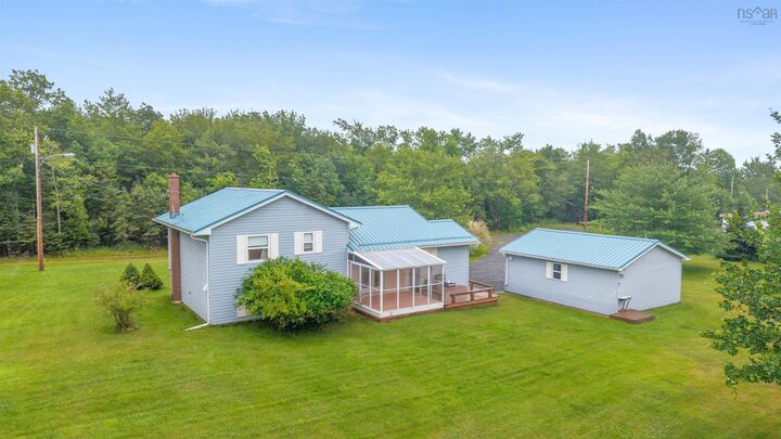 Property Photo:  99 Maple Drive  NS B0N 1X0 